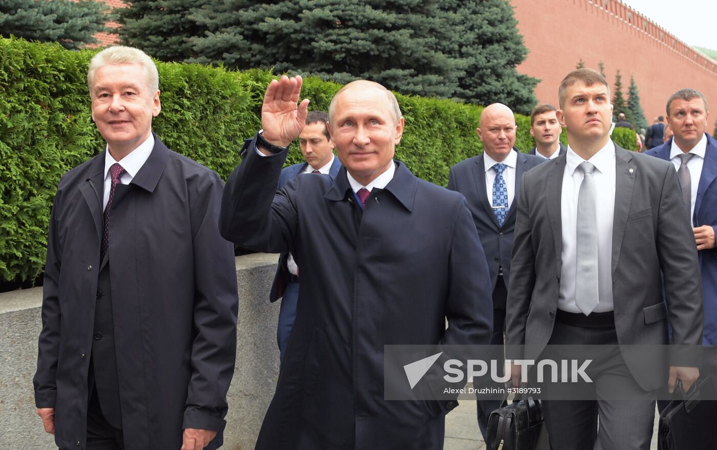 President Putin, Prime Minister Medvedev attend City Day opening ceremony on Red Square