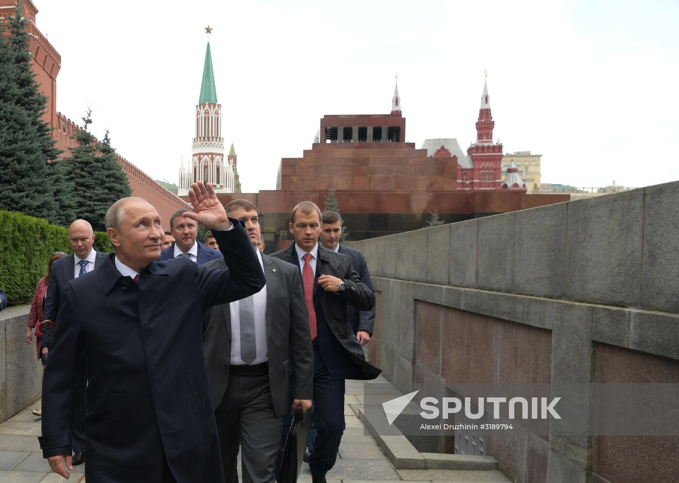 President Putin, Prime Minister Medvedev attend City Day opening ceremony on Red Square