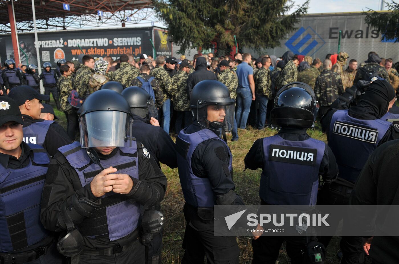 Situation at Krakowiec border crossing point where Saakashvili intends to enter Ukraine