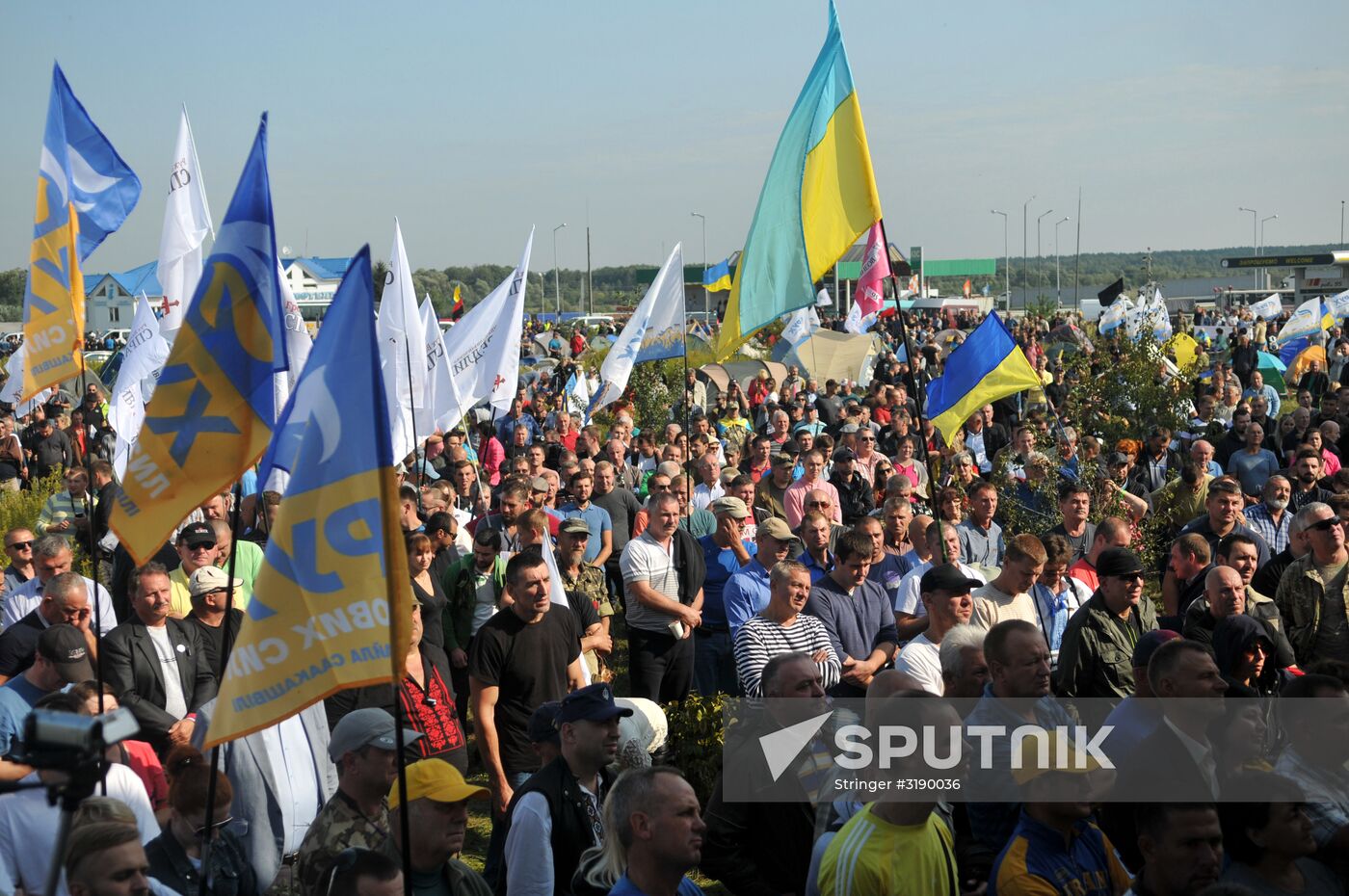 Situation at Krakowiec border crossing point where Saakashvili intends to enter Ukraine