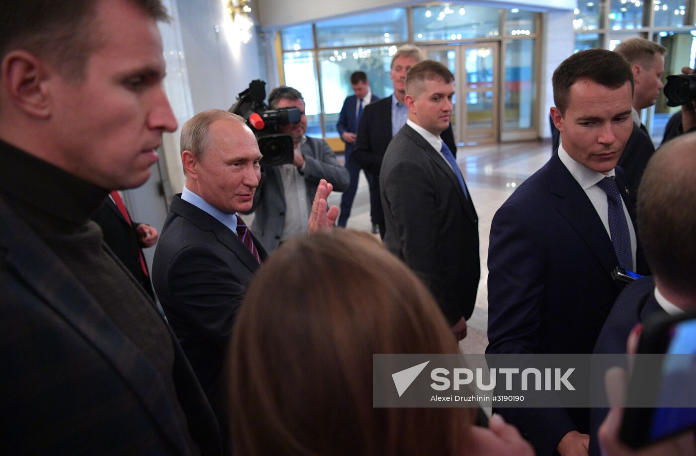 Russian President Vladimir Putin casts his vote on Unified Voting Day