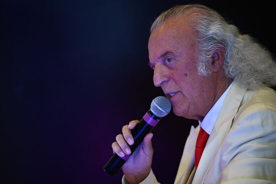 30th Moscow International Book Fair. Day five