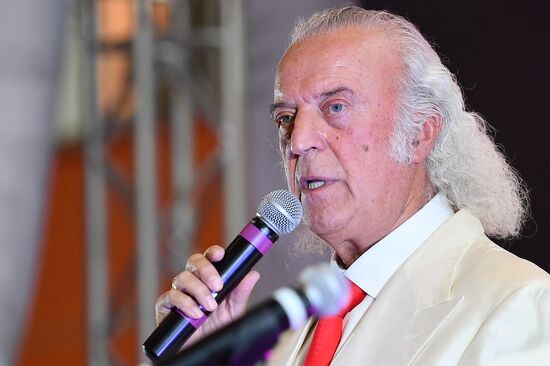 30th Moscow International Book Fair. Day five