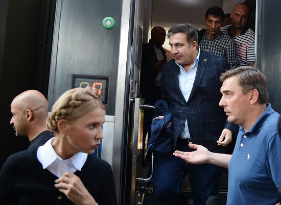 Mikheil Saakashvili crosses Polish-Ukrainian border