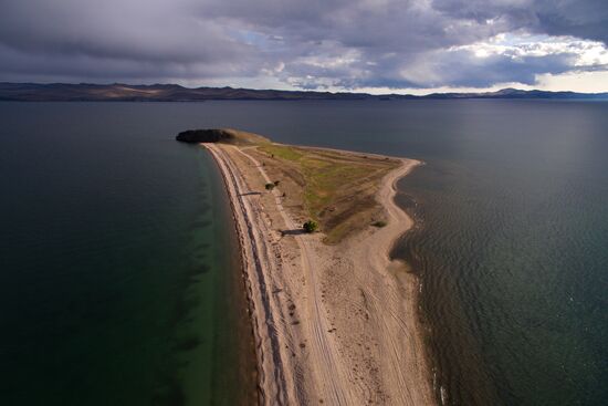 Garbage removal at Lake Baikal's water area and shores
