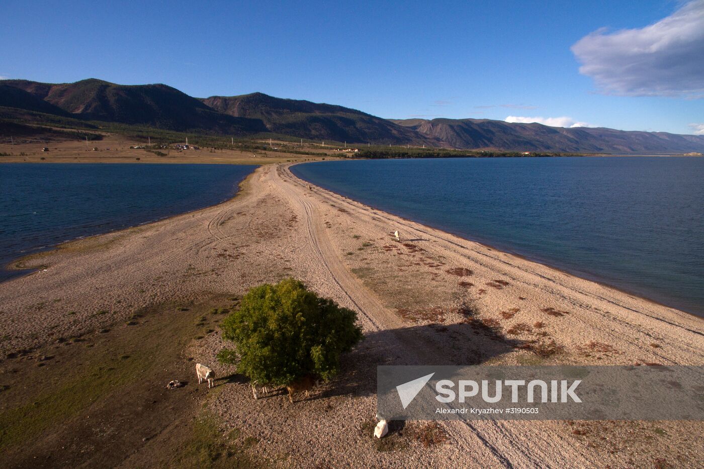 Garbage removal at Lake Baikal's water area and shores