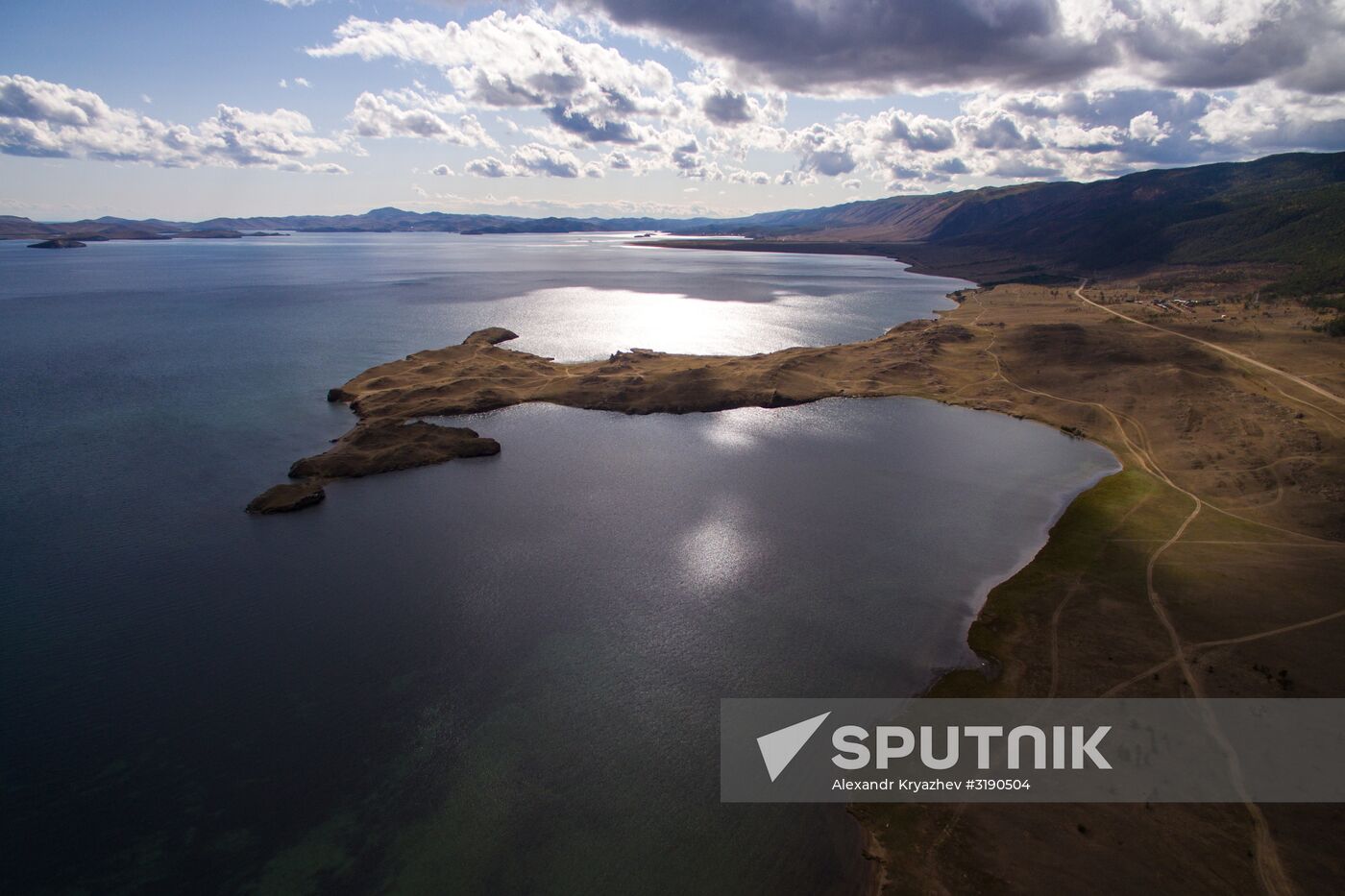 Garbage removal at Lake Baikal's water area and shores