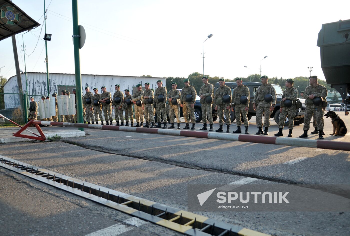 Mikheil Saakashvili crosses Polish-Ukrainian border