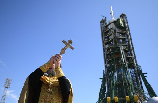 Blessing Soyuz FG carrier rocket with Souyz MS-06 manned spacecraft