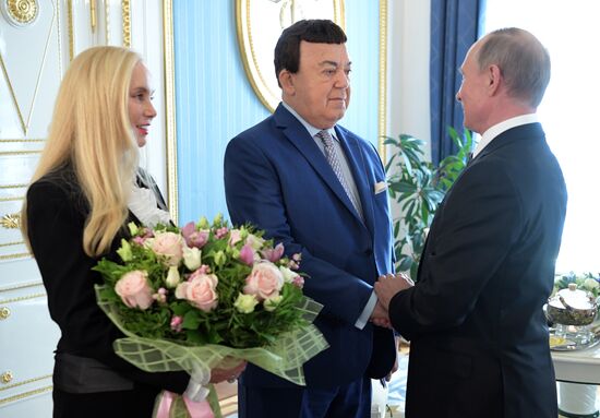 Russian President Vladimir Putin wishes happy birthday to Iosif Kobzon