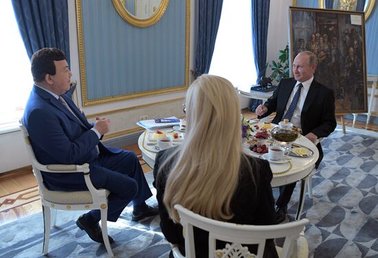 Russian President Vladimir Putin wishes happy birthday to Iosif Kobzon