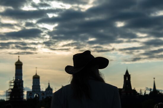 Zaryadye Park opens in Moscow