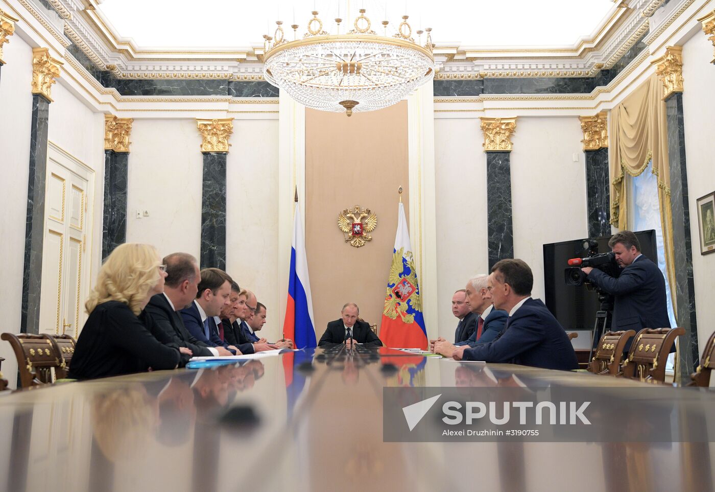 Russian President Vladimir Putin chairs meeting with government members