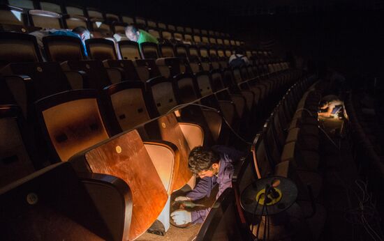 Meeting of the Moscow Muscial Theater company