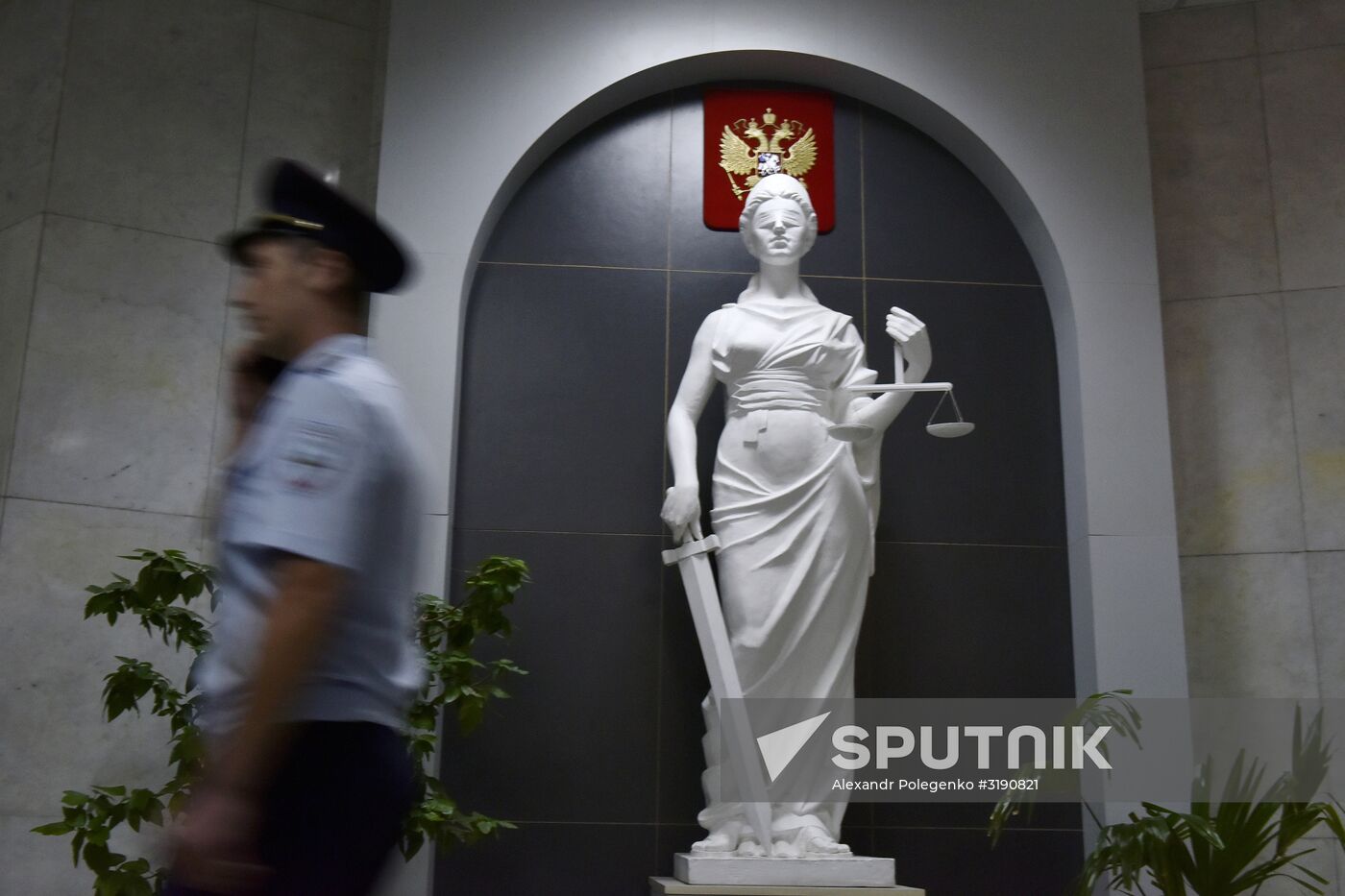 Crimean Supreme Court pronouncing sentence on case of riots outside Crimean parliament on February 26, 2014