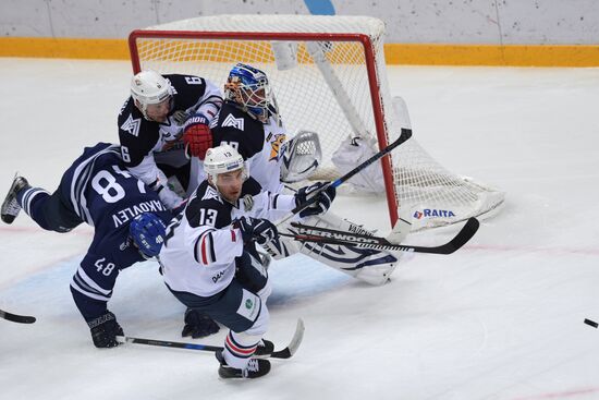 Hockey. KHL. Dynamo (Moscow) vs Metallurg (Magnitogorsk)