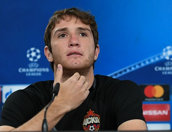 Football. Champions League. CSKA's training session
