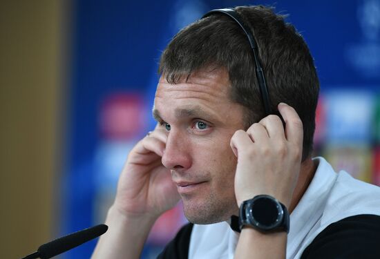 Football. Champions League. CSKA's training session
