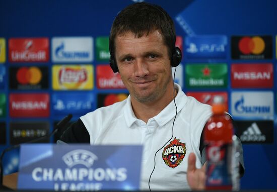 Football. Champions League. CSKA's training session