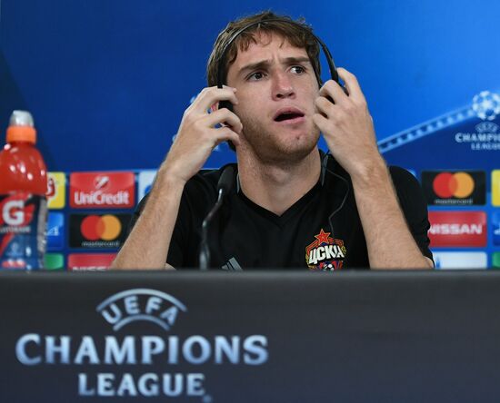 Football. Champions League. CSKA's training session