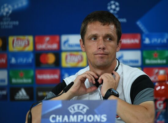 Football. Champions League. CSKA's training session