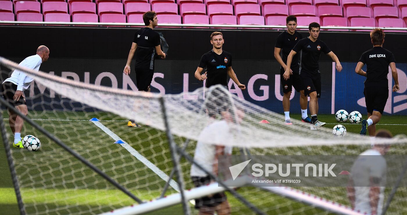 Football. Champions League. CSKA's training session