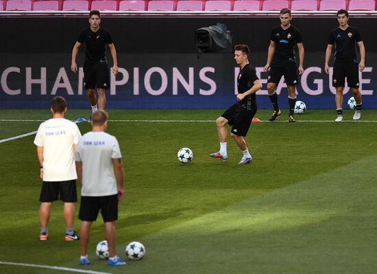 Football. Champions League. CSKA's training session