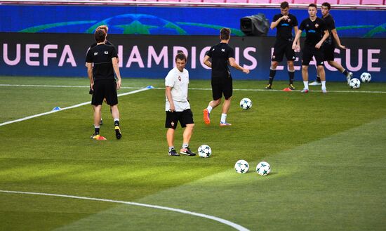 Football. Champions League. CSKA's training session
