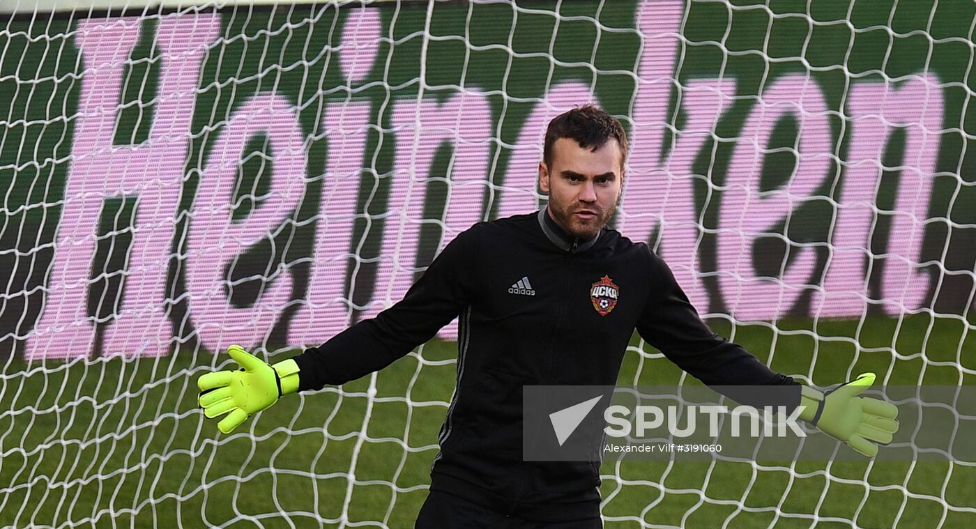 Football. Champions League. CSKA's training session