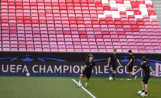 Football. Champions League. CSKA's training session