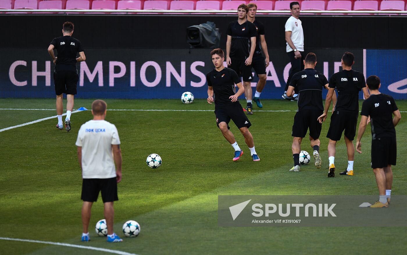 Football. Champions League. CSKA's training session