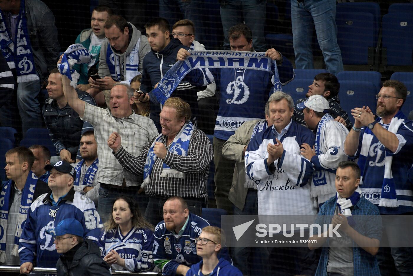 Hockey. KHL. Dynamo (Moscow) vs Metallurg (Magnitogorsk)