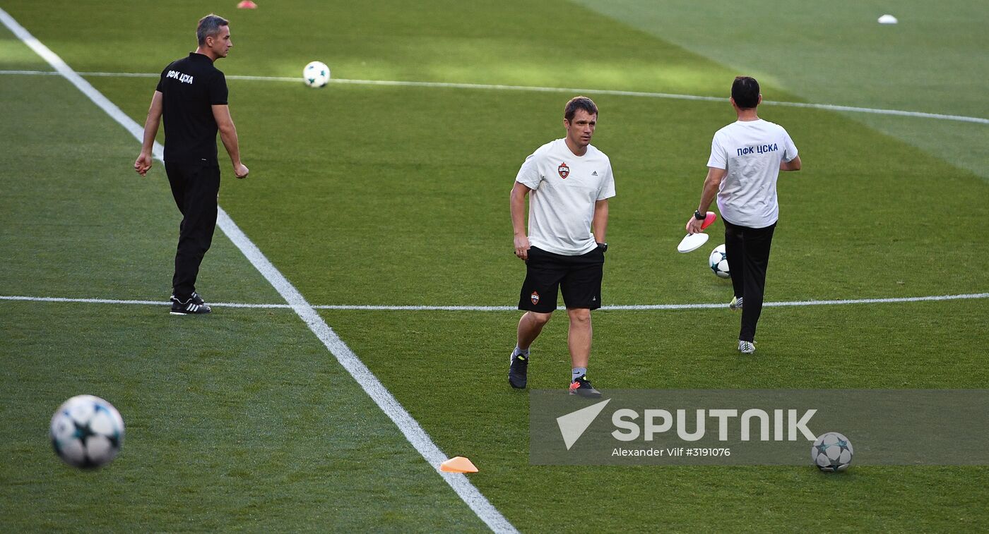 Football. Champions League. CSKA's training session