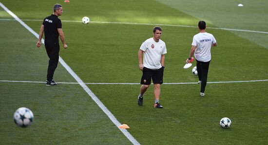 Football. Champions League. CSKA's training session