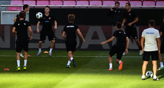 Football. Champions League. CSKA's training session