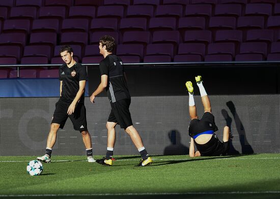 Football. Champions League. CSKA's training session