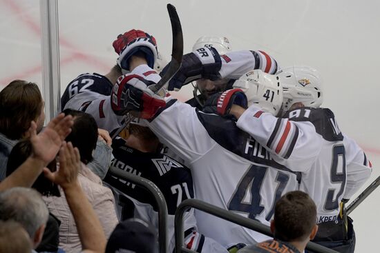 Hockey. KHL. Dynamo (Moscow) vs Metallurg (Magnitogorsk)