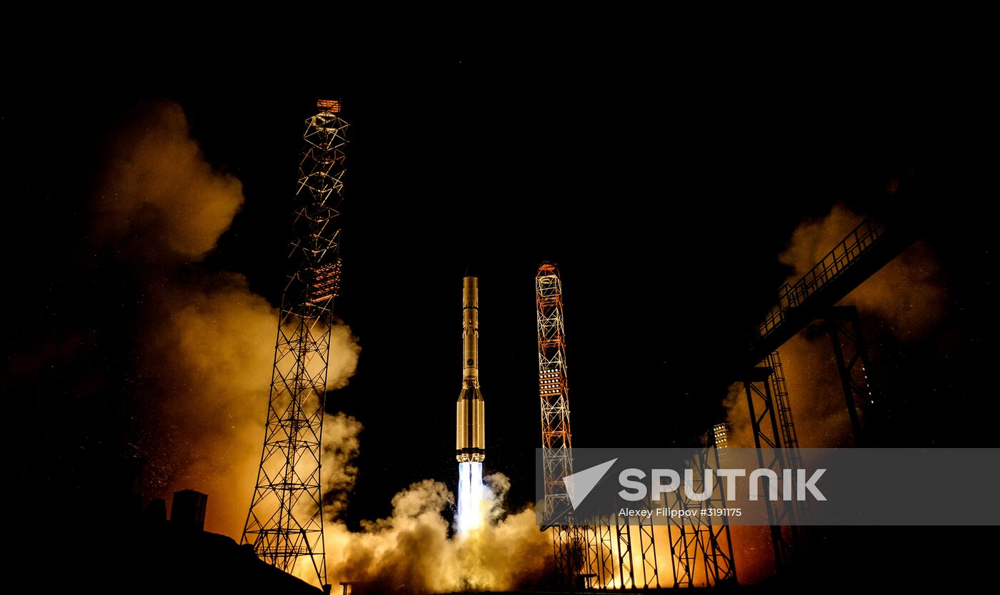 Amazonas-5 satellite lifts off atop Proton-M rocket from Baikonur Space Center