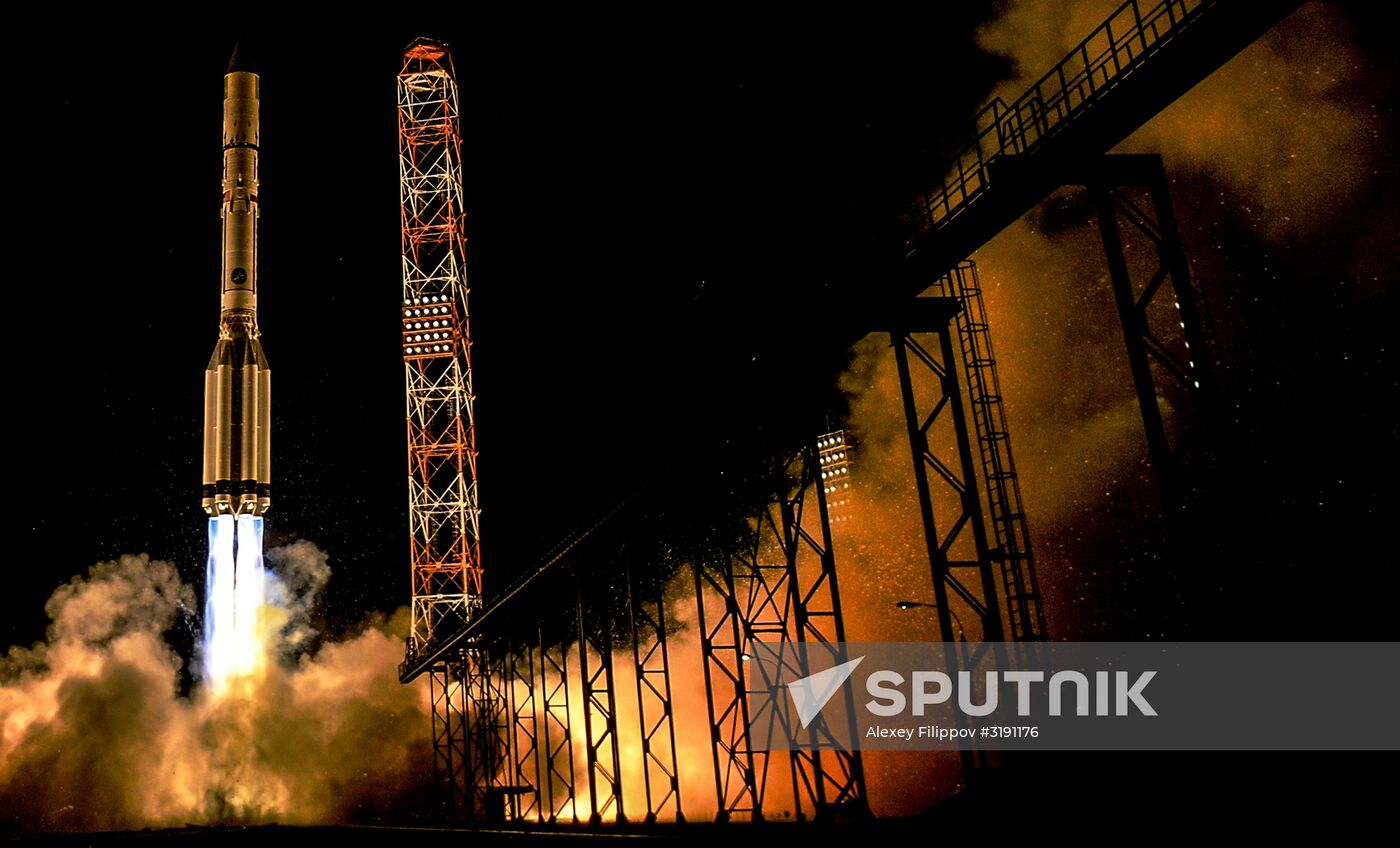 Amazonas-5 satellite lifts off atop Proton-M rocket from Baikonur Space Center