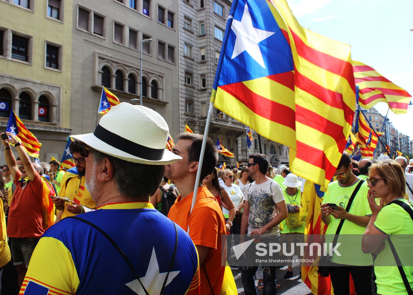 People of Barcelona support referendum