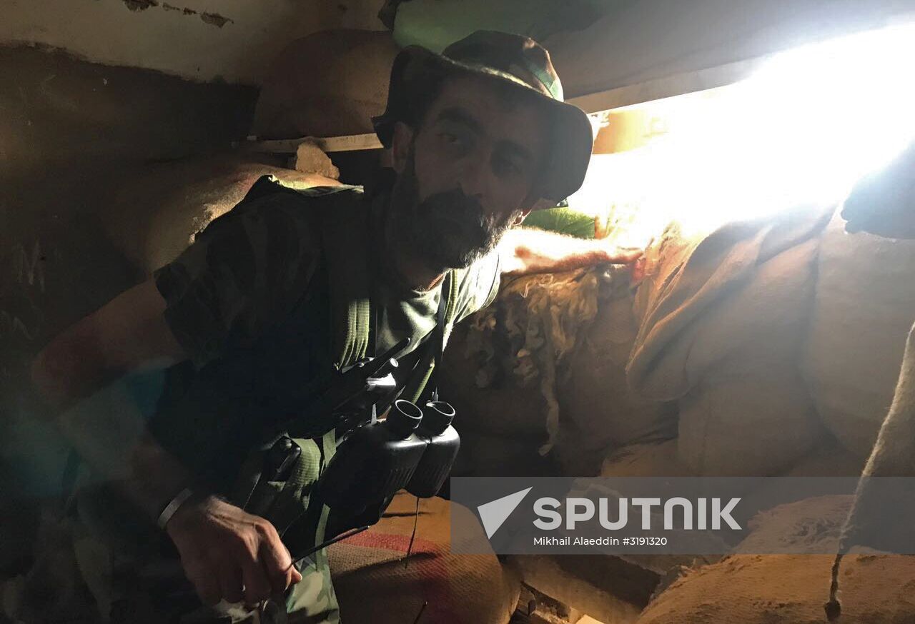 Syrian Army continues offensive operation near Deir ez-Zor