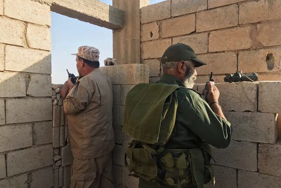 Syrian Army continues offensive operation near Deir ez-Zor