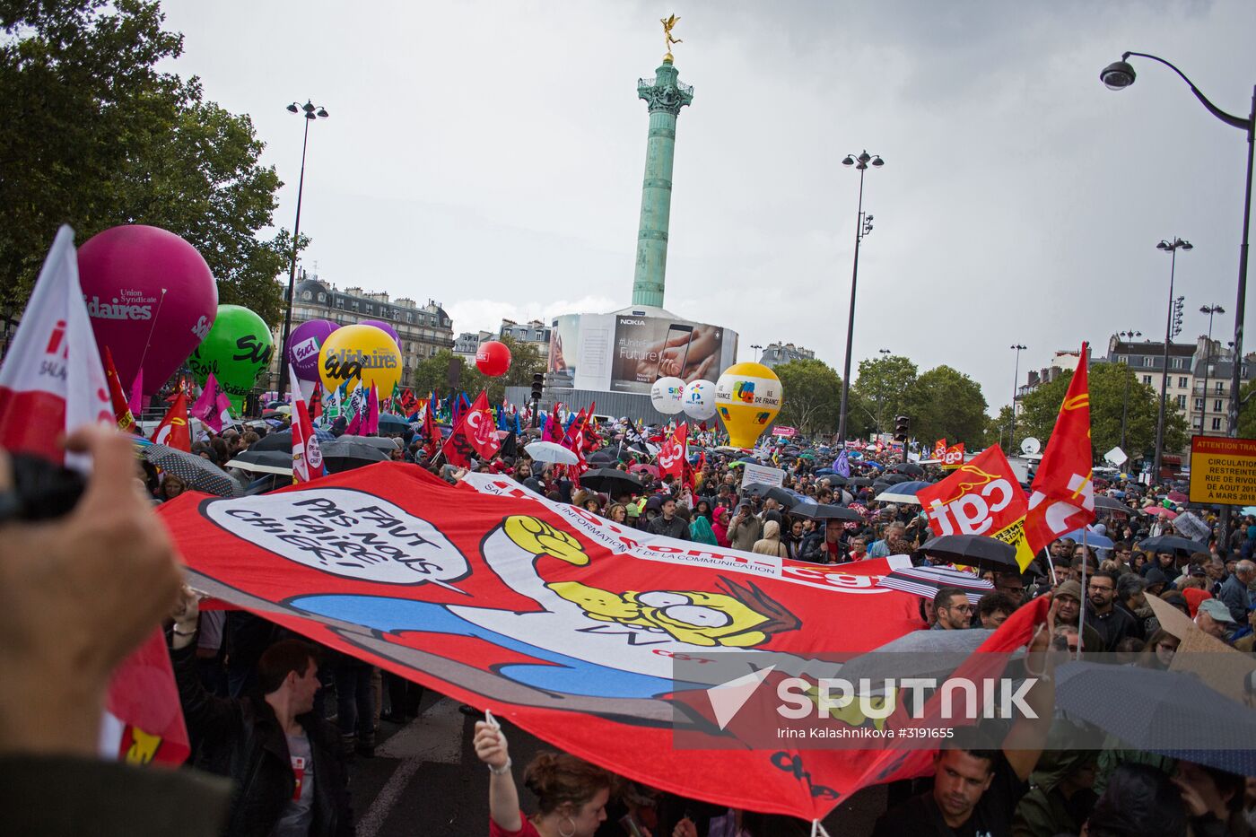 Protests in Paris against amendments to Labor Code
