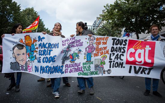 Protests in Paris against amendments to Labor Code