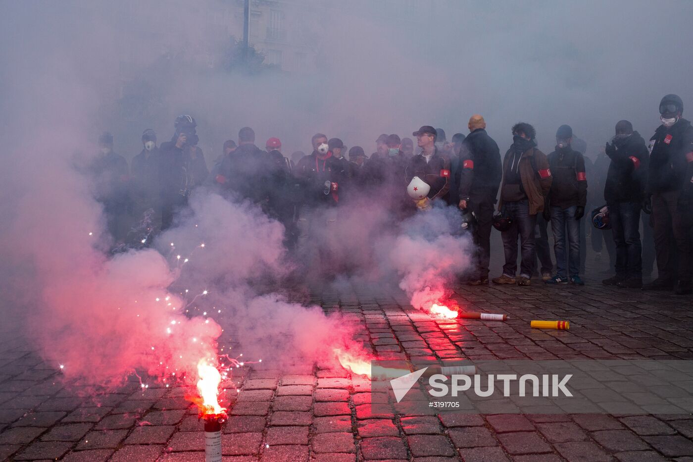 Protests in Paris against amendments to Labor Code