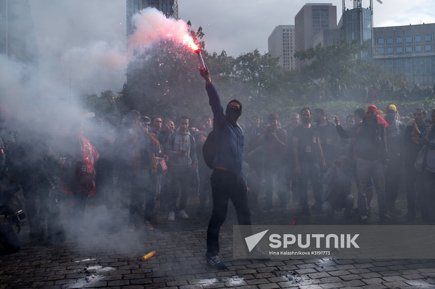 Protests in Paris against amendments to Labor Code