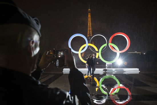 Paris wins bid to host 2024 Olympic Games