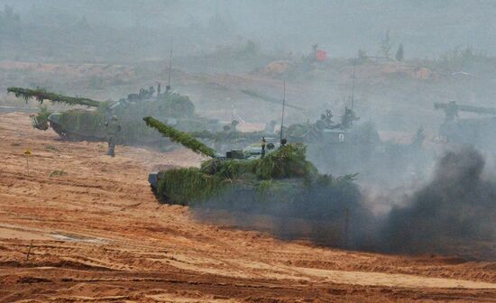 Military exercises in Leningrad Region