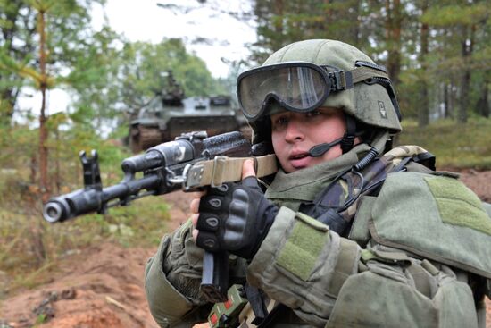 Military exercises in Leningrad Region