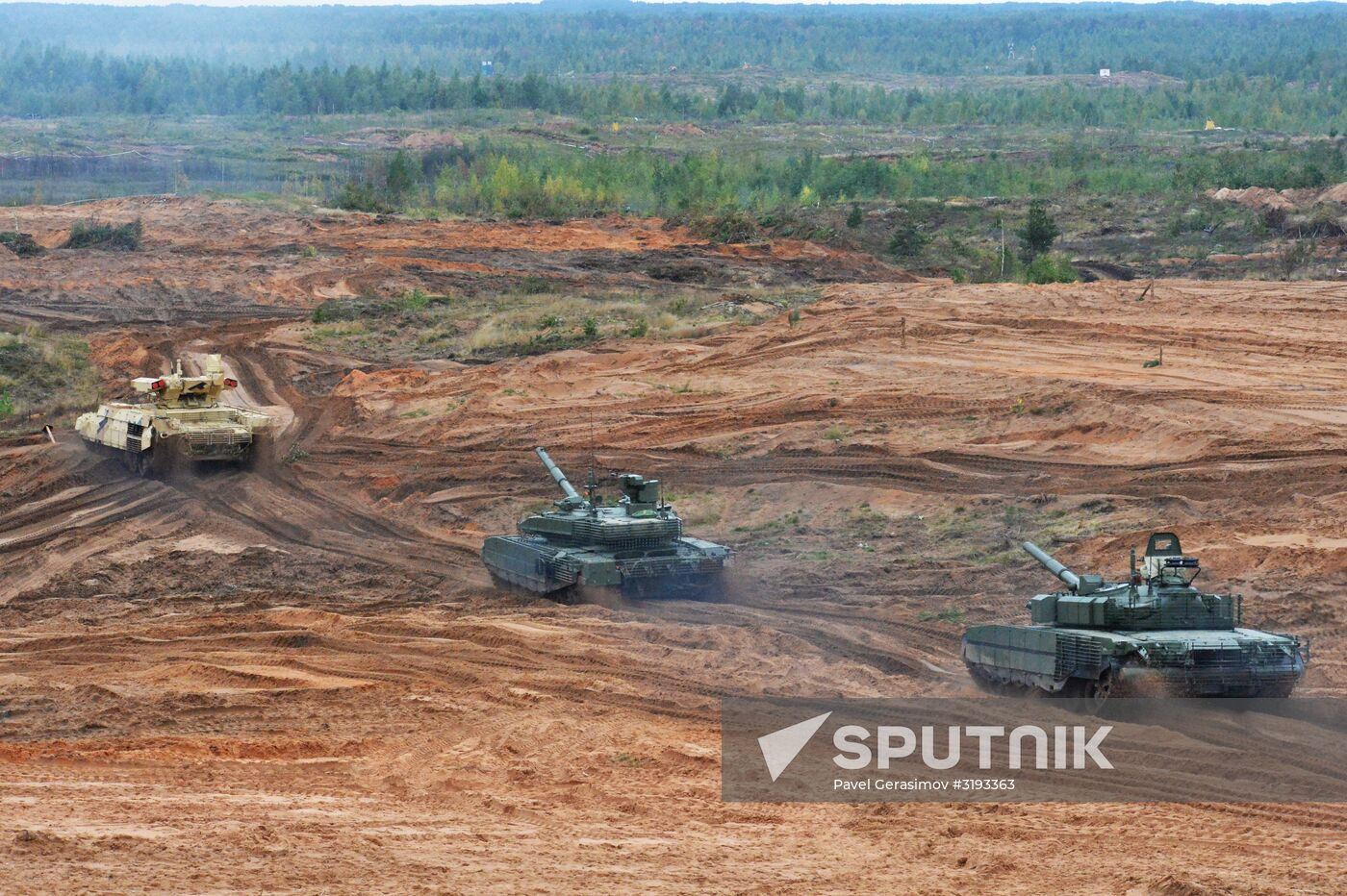 Military exercises in Leningrad Region
